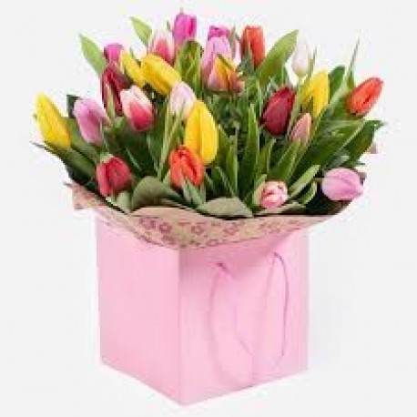 Mixed tulips bouquet